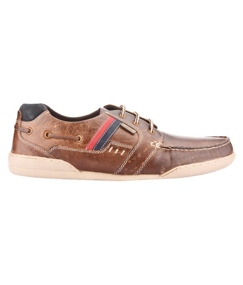 red tape brown leather sneakers