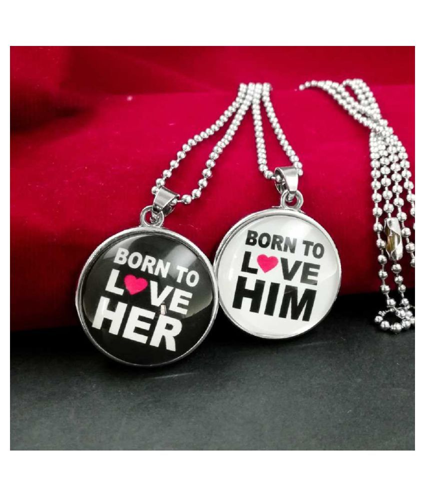 Heart locket couple