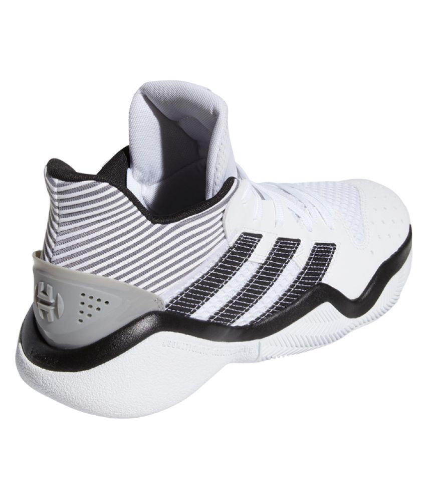 new white basketball shoes