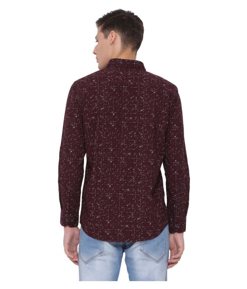 maroon shirt mens