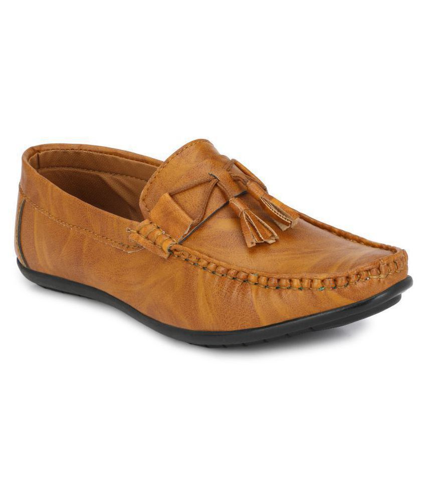 bucik beige loafers