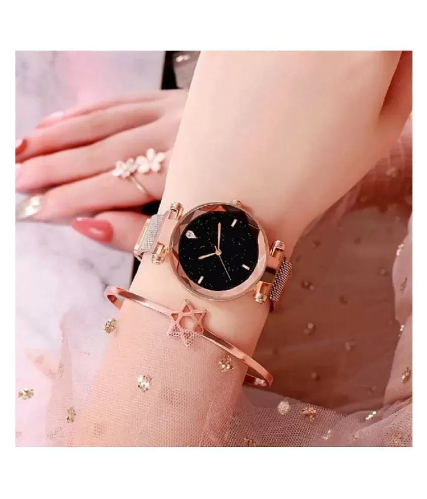 Golden Newleaf L008YM Womens Wrist Watch, Packaging Type: Box at Rs  995/piece in Baramati