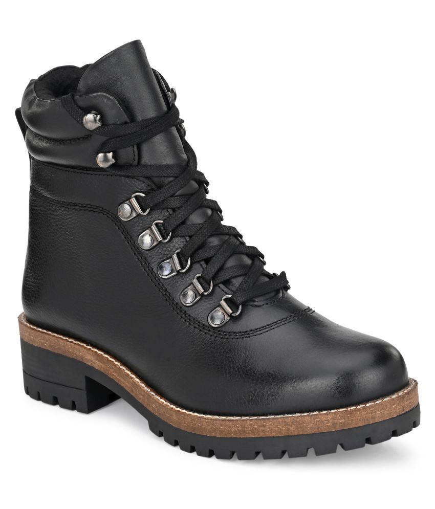 black ankle length shoes