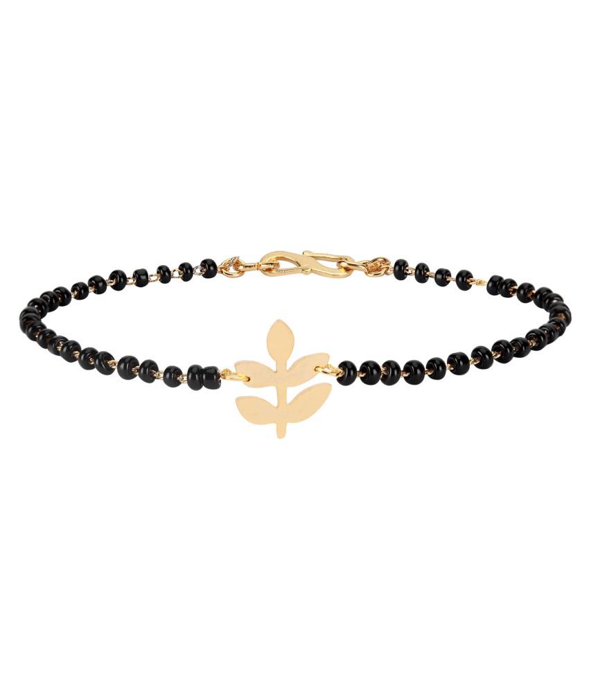 nazariya bracelet for ladies in gold