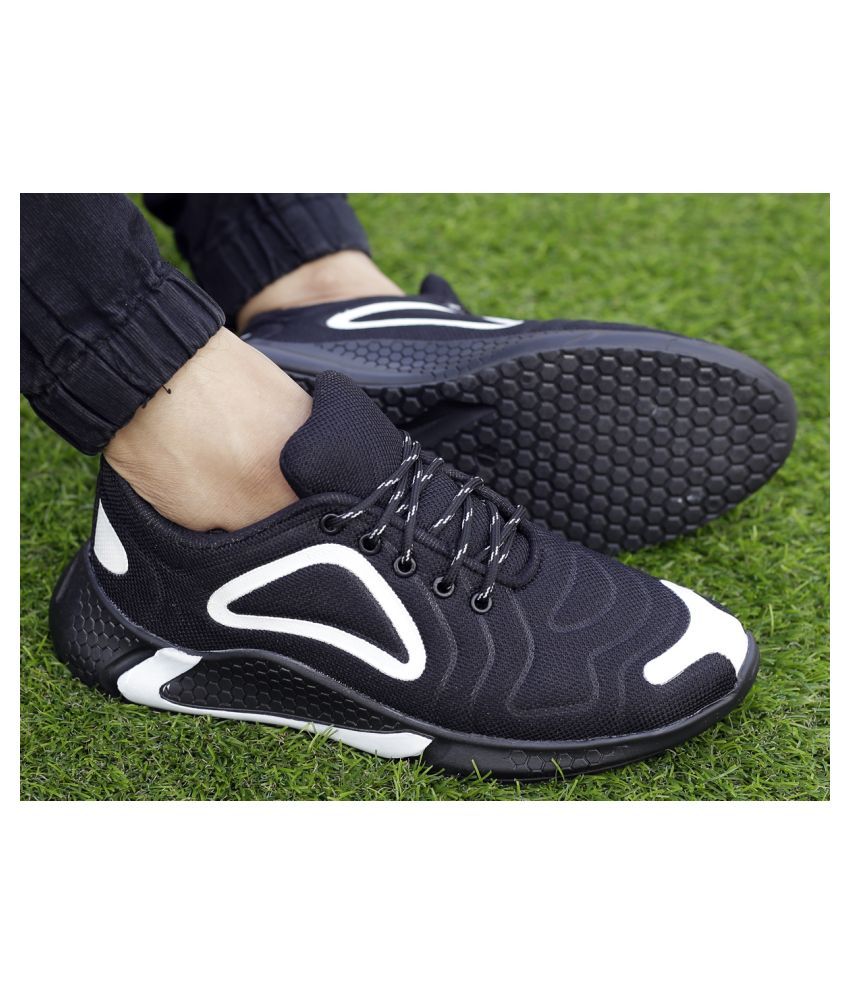     			YUVRATO BAXI Sports Black Running Shoes