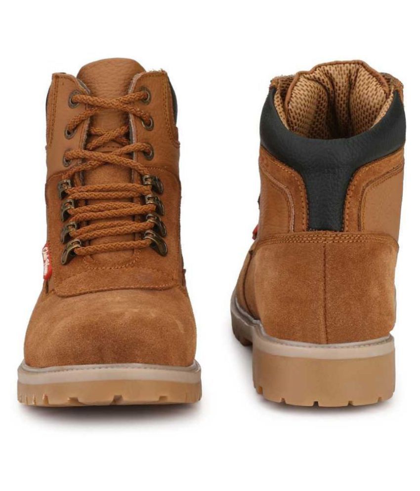 tan hiker boot
