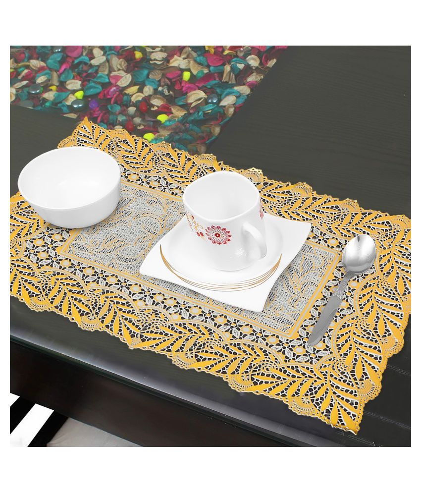     			HOMETALES - Gold Printed PVC 6 Seater Table Mats ( Pack of 6 )