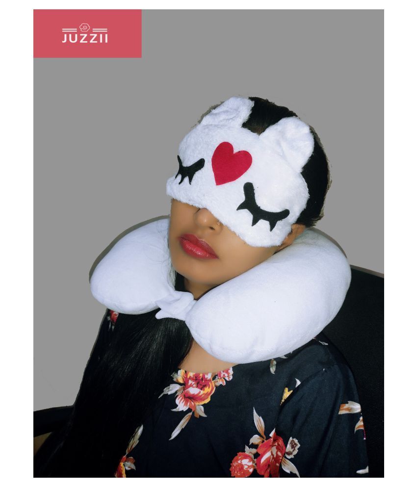     			JUZZII White Travel Pillow