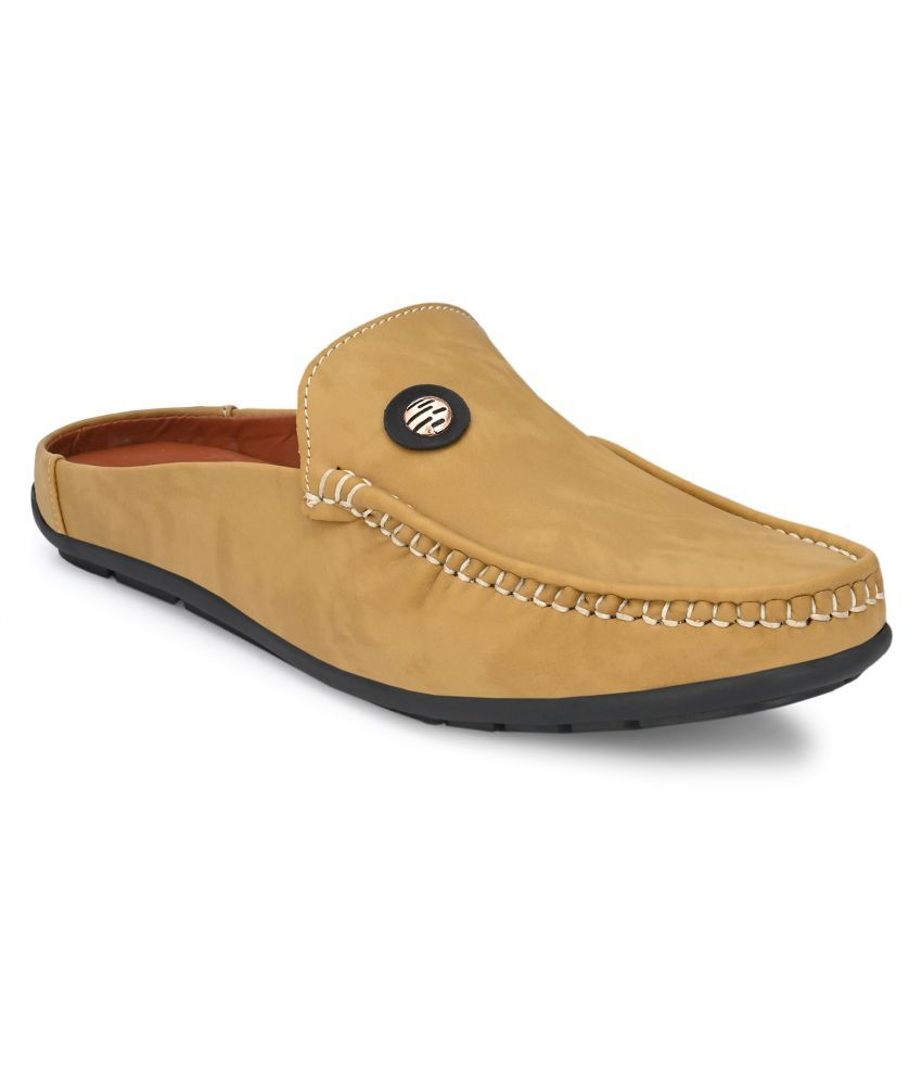 bucik beige loafers