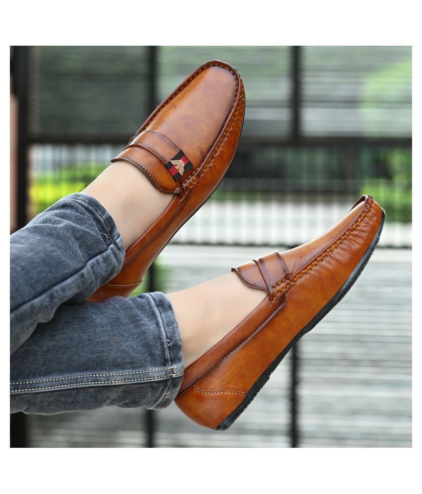 tan loafer shoes