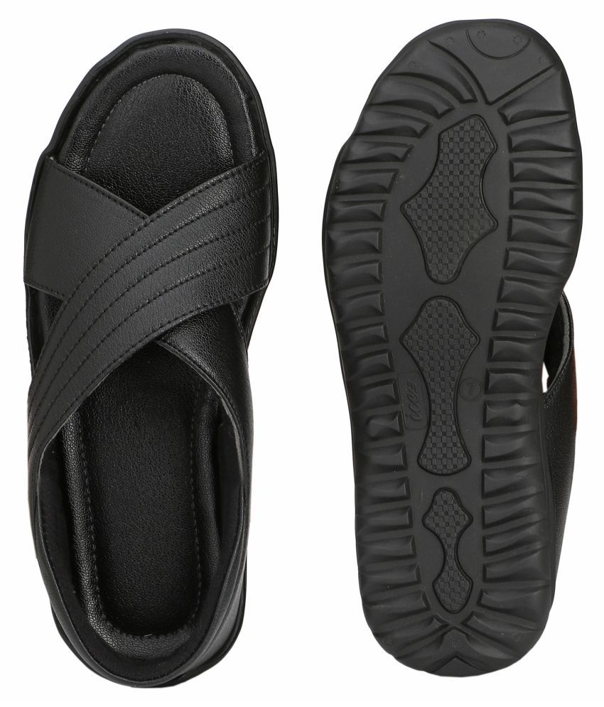 WHITE WAlKERS Black Synthetic Leather Sandals Price in India- Buy WHITE WAlKERS Black Synthetic 