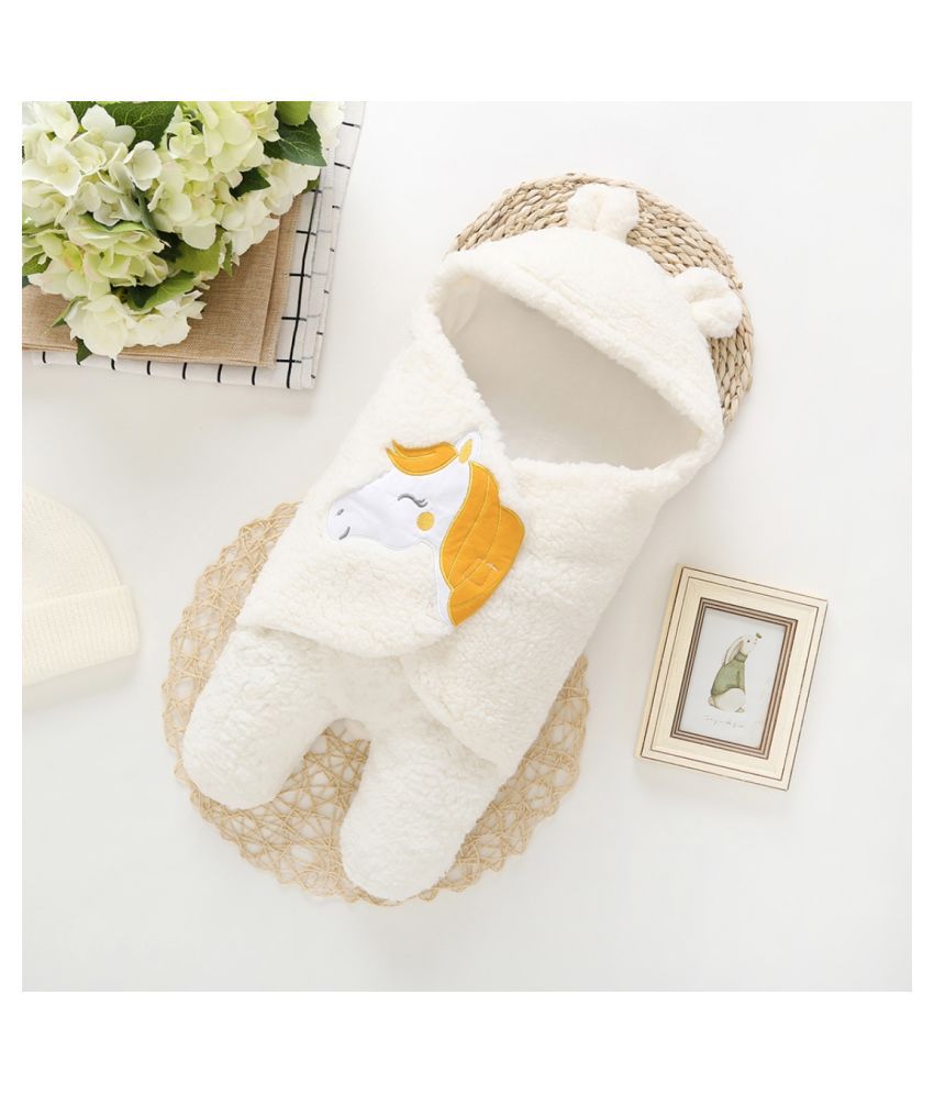     			Brandonn - White Flannel Baby AC Blanket (Pack of 1)