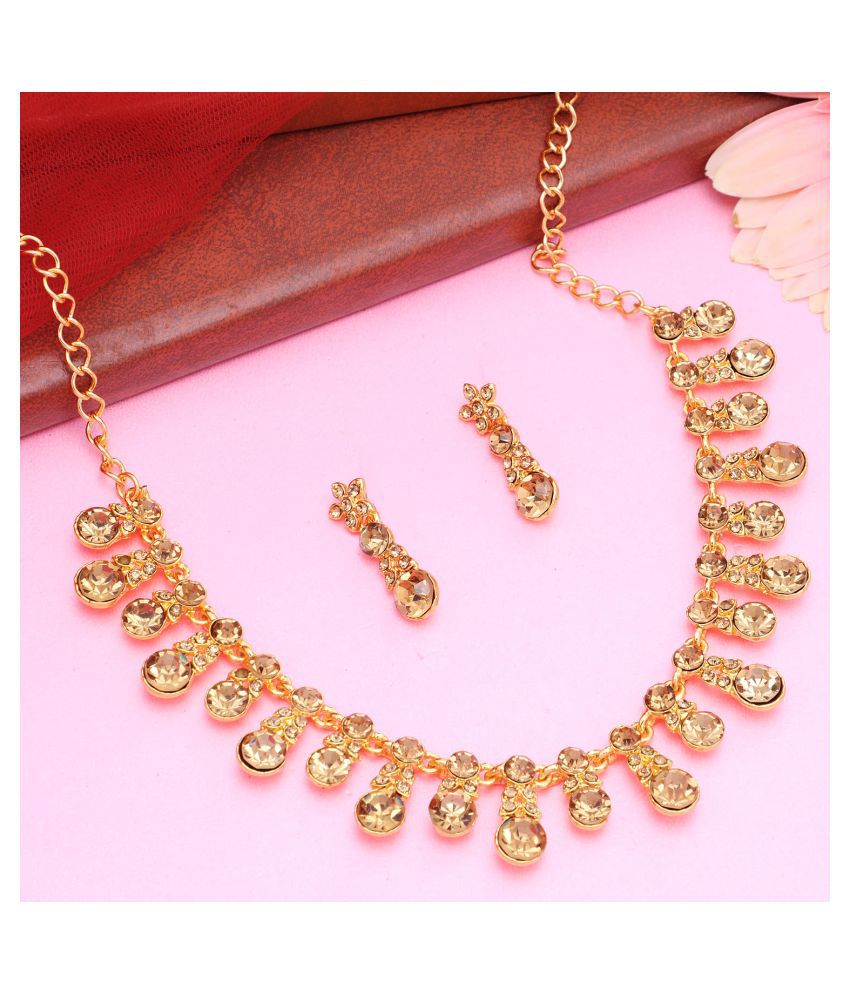     			Sukkhi Alloy Golden Traditional Necklaces Set Collar