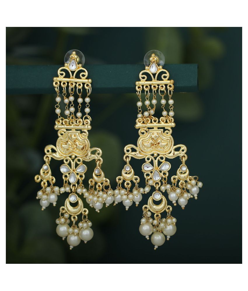     			Sukkhi Glossy Pearl Gold Plated Kundan Meenakari Chandelier Earring For Women