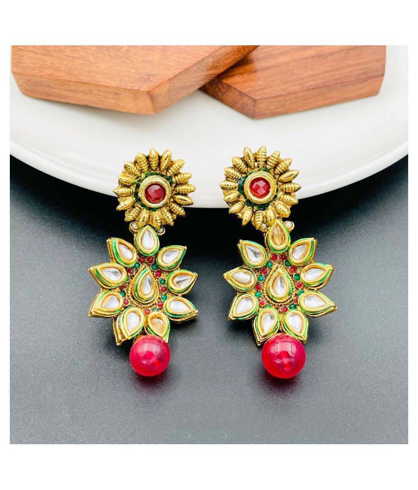     			The Jewelbox Golden Kundan Designer Hanging Earrings