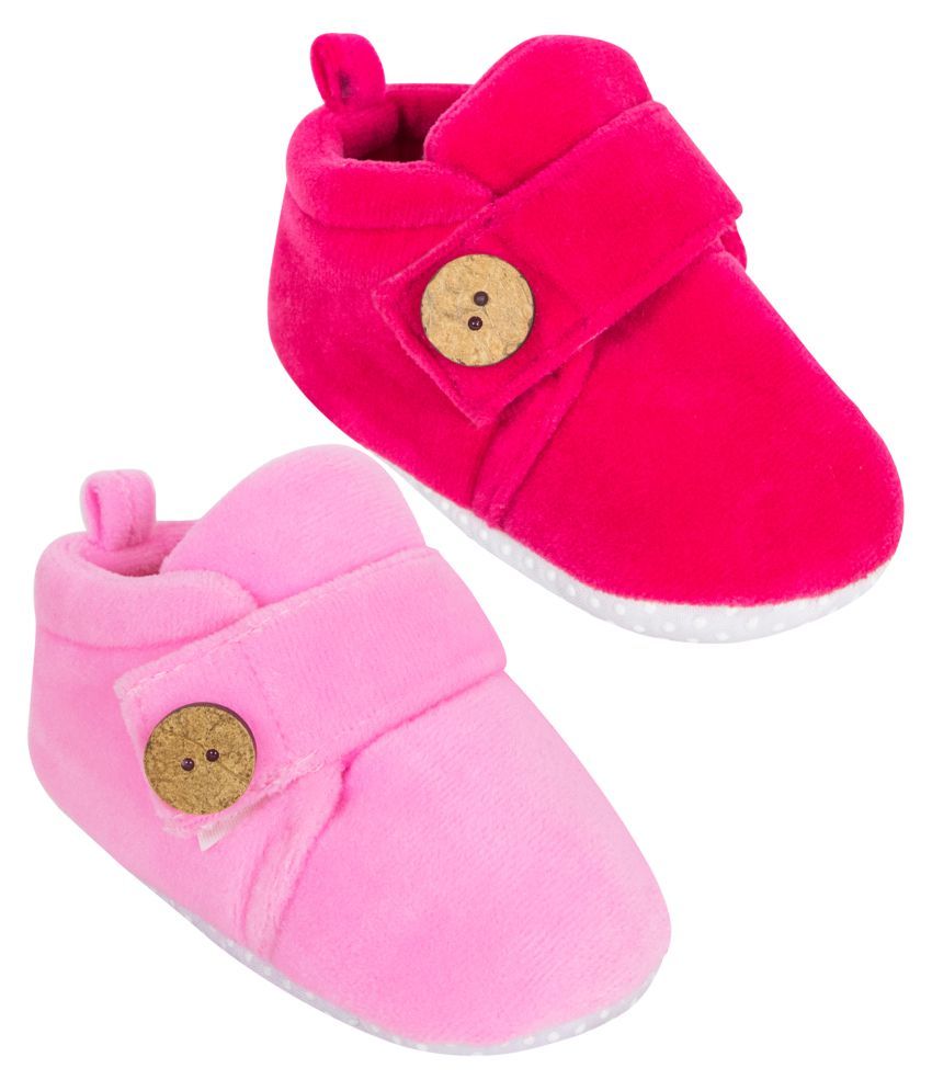     			Neska Moda Set Of 2 Pair Baby Boys & Baby Girls 6 To 9 Months Velvet Booties (Rani,Baby Pink) -BT782andBT785