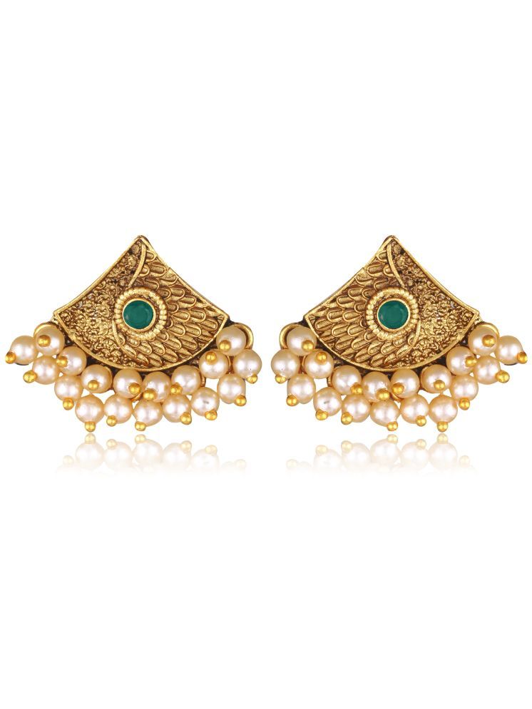     			VIVASTRI Green Stud Earrings ( Pack of 1 )