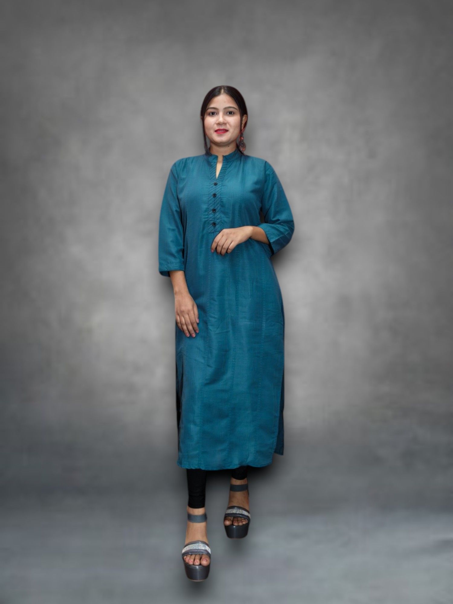     			AYUKTI FASHION PRIVATE LIMITED Pack of 1 Cotton Solid Straight Women's Kurti - ( Green )