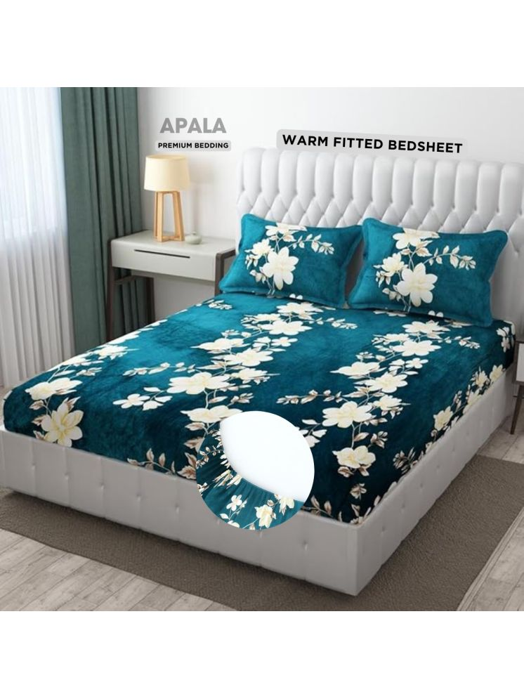     			Apala Woollen Floral Printed Fitted Fitted bedsheet with 2 Pillow Covers ( King Size ) - Green