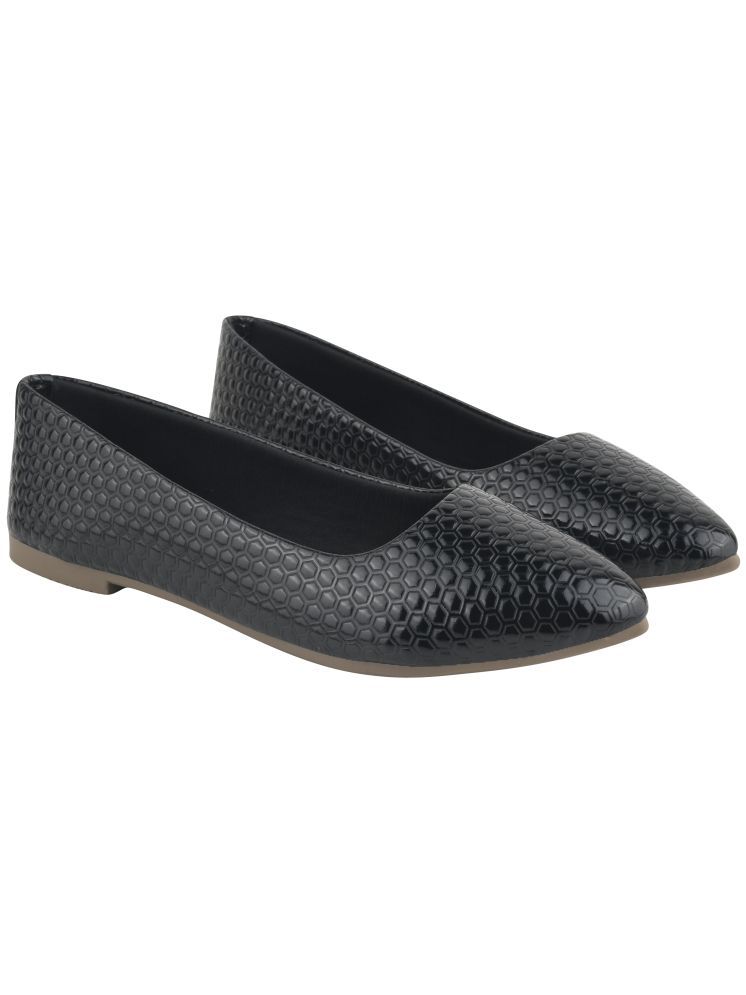     			Shoetopia Black Women's Casual Ballerinas