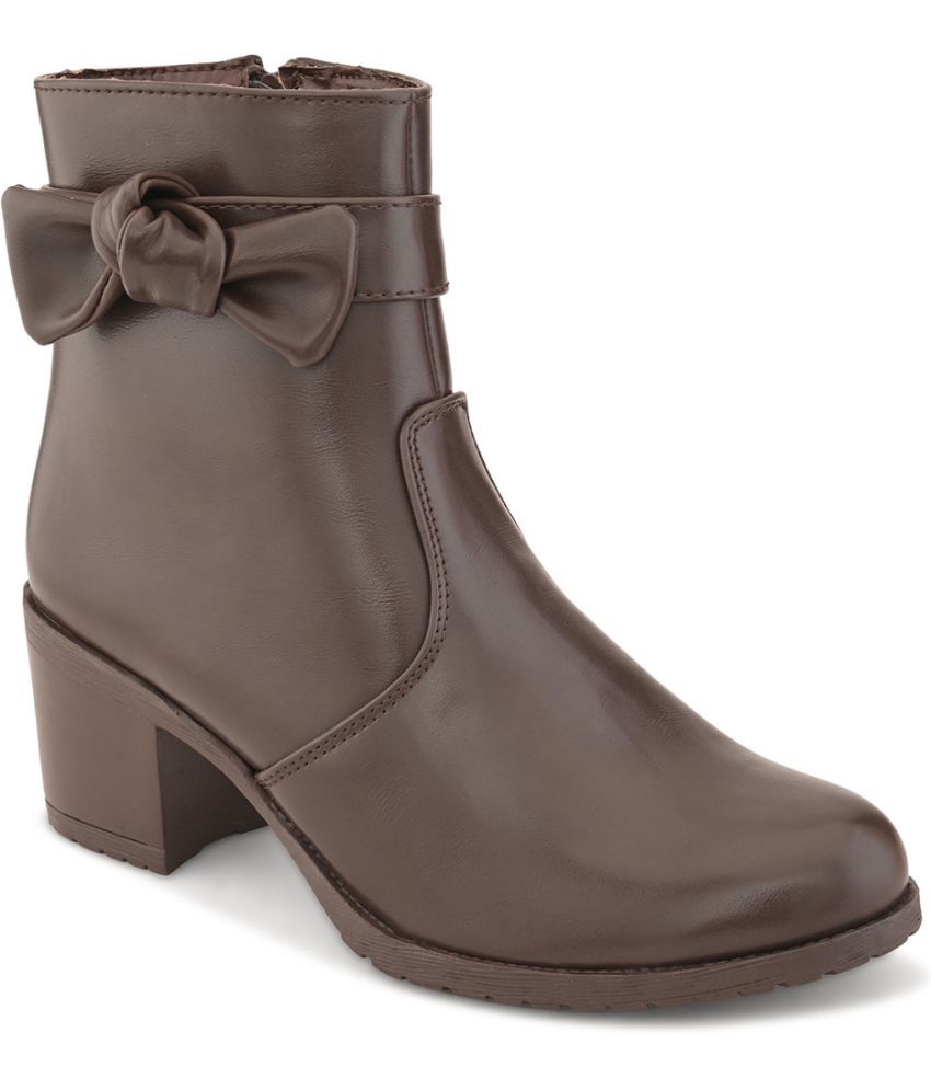     			Fentacia Brown Women's Ankle Length Boots