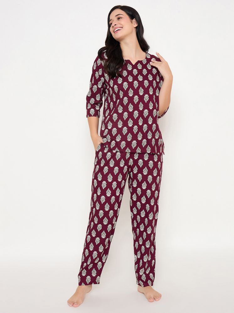     			Clovia Maroon Rayon Women's Nightwear Nightsuit Sets ( Pack of 1 )