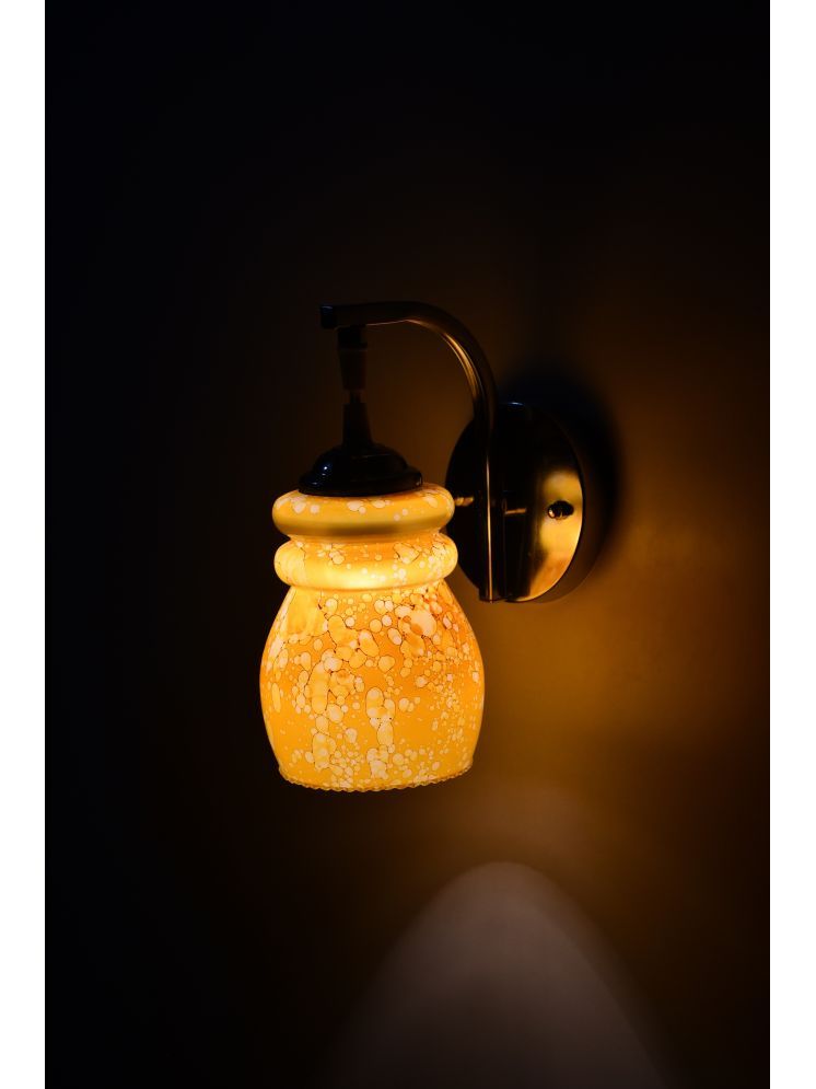     			VAGalleryKing Yellow Down Light Wall Lamp ( Pack of 1 )