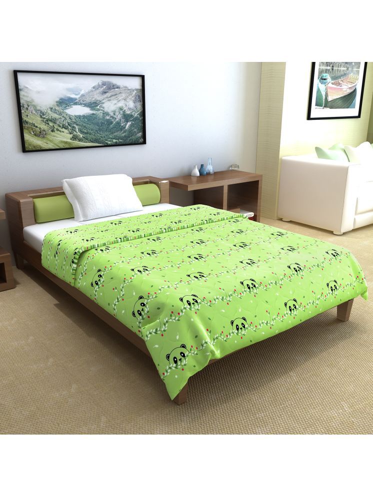     			DIVINE CASA Cotton Abstract Printed Single Size Comforter ( 230 x 145 cm ) - Green ( Pack of 1 )