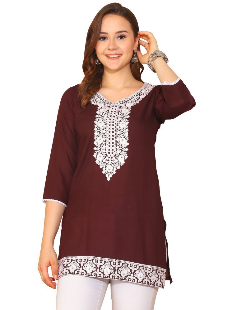     			wonder weave Pack of 1 Rayon Embroidered Straight Women's Kurti - ( Wine )