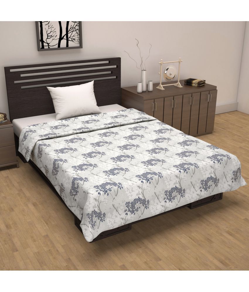     			DIVINE CASA Cotton Floral Printed Single Bed Blanket ( 210 cm x 140 cm ) - Blue ( Pack of 1 )