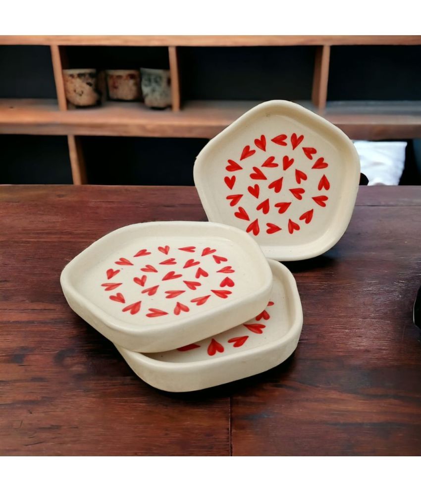     			Malaiakh 3 Pcs Ceramic Red Quarter Plate