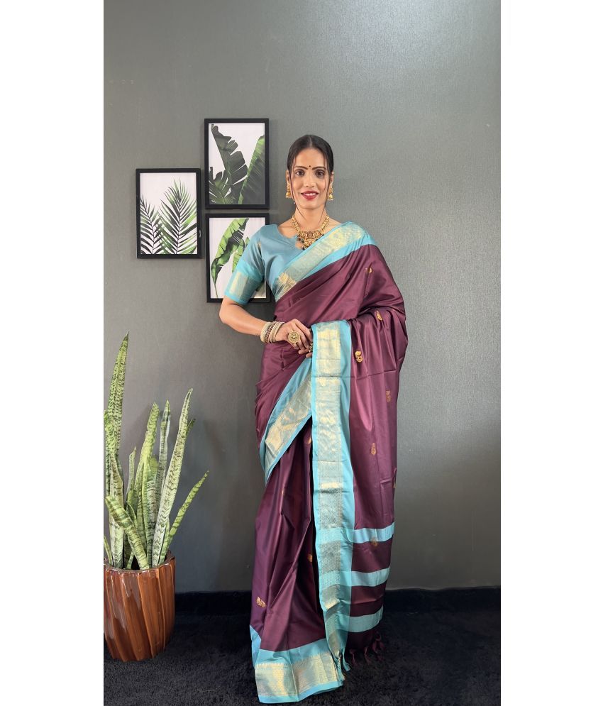     			Lady Shopi Pack of 1 Cotton Silk Woven Saree With Blouse Piece ( Purple )