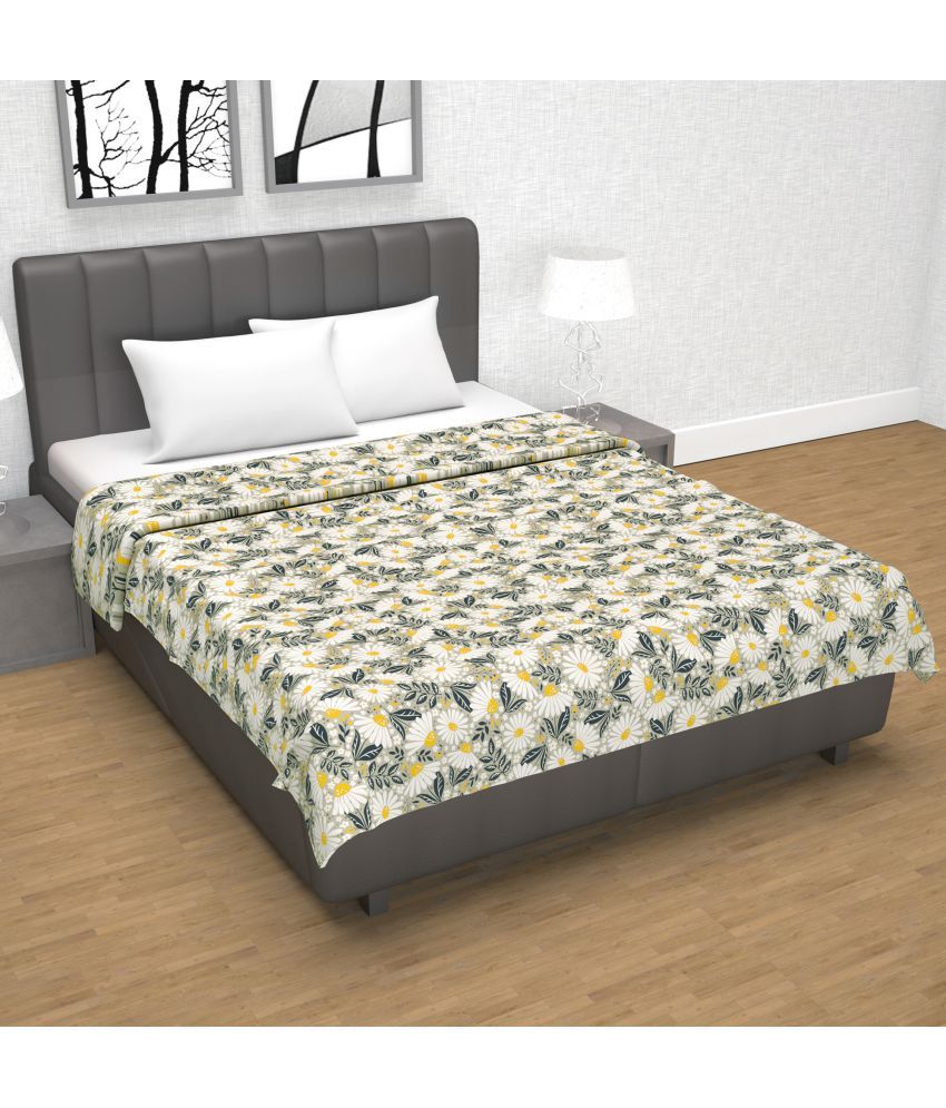     			DIVINE CASA Cotton Floral Printed Double Bed Blanket ( 220 cm x 205 cm ) - Yellow ( Pack of 1 )