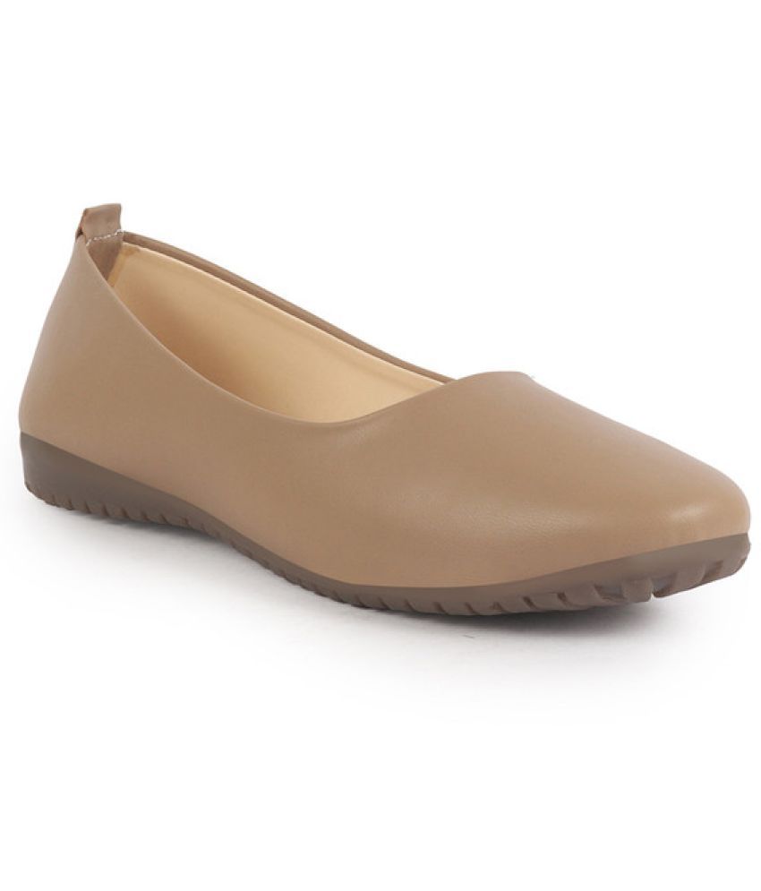     			Fausto Brown Women's Casual Ballerinas