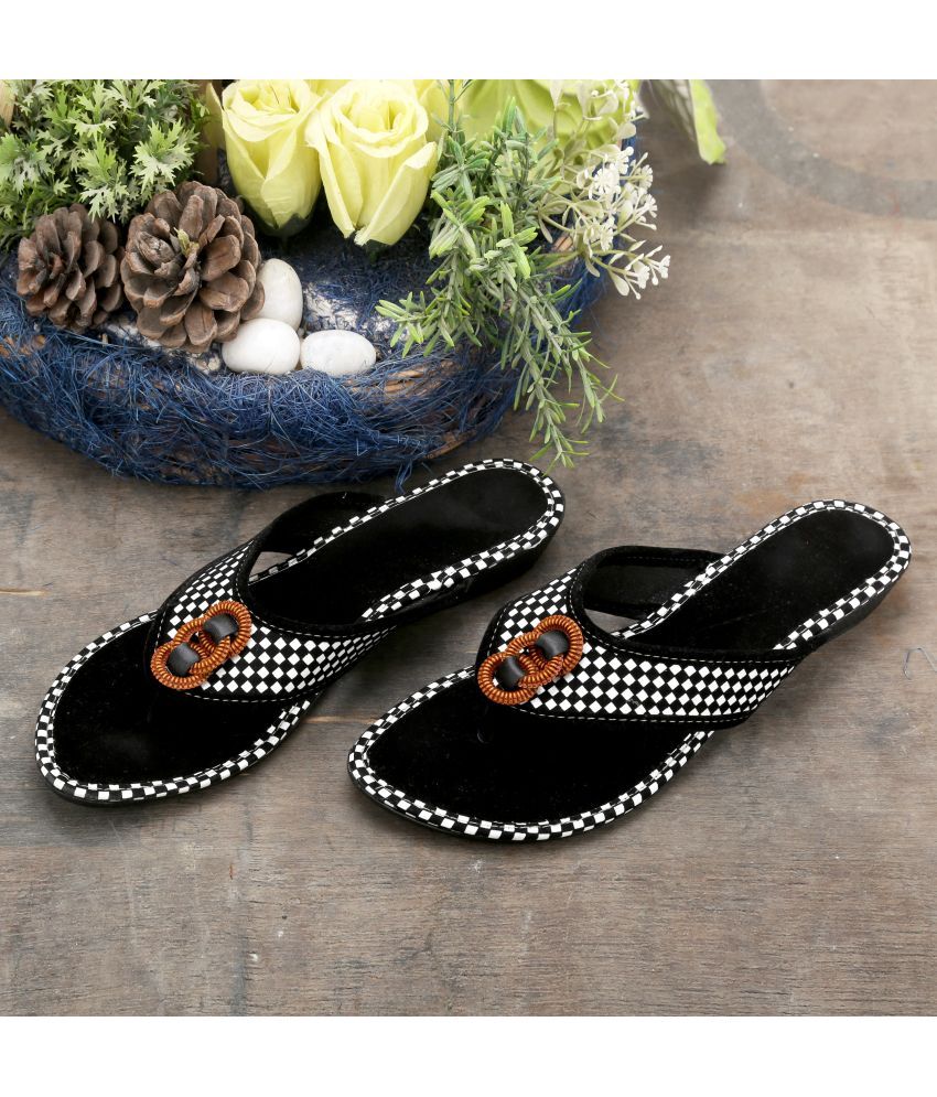     			PM Traders Black Women's Flats