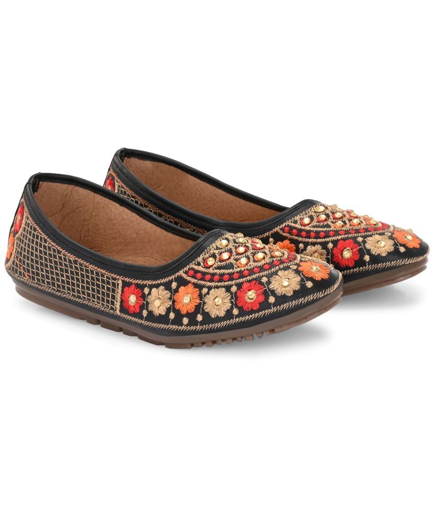     			Ravis Black Women's Ethnic Ballerinas