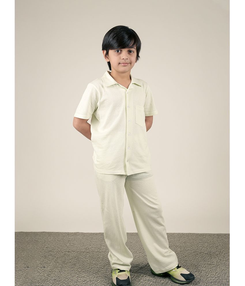     			Be Awara Pack of 1 Boys Cotton Shirts & Pants Set ( Green )