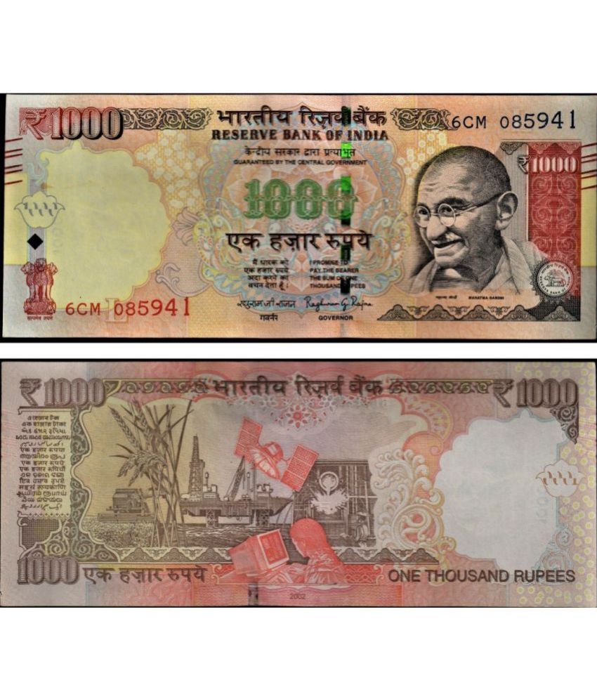     			Demonetised Old 1000 Rupees Notes of Different Signatures for Collection