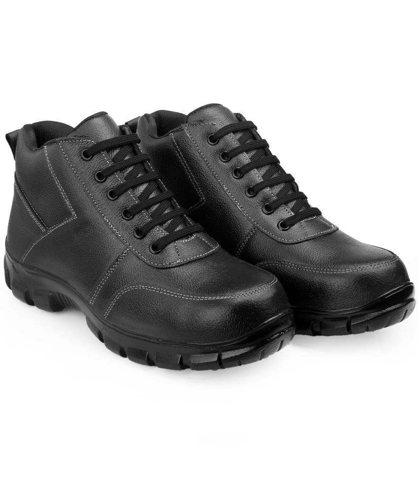     			Enrich Field Sporty Black Safety Shoes