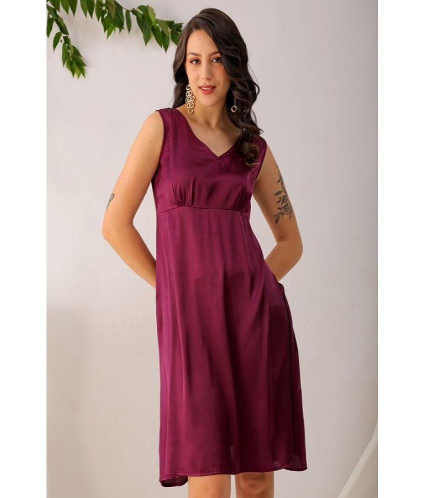     			Freehand Polyester Solid Above Knee Women's Wrap Dress - Purple ( Pack of 1 )