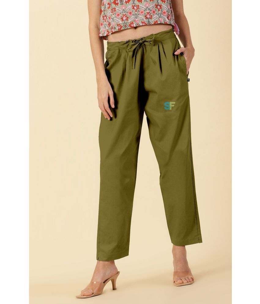     			OuterWear Pack of 1 Cotton Blend Regular Women's Casual Pants ( Green )