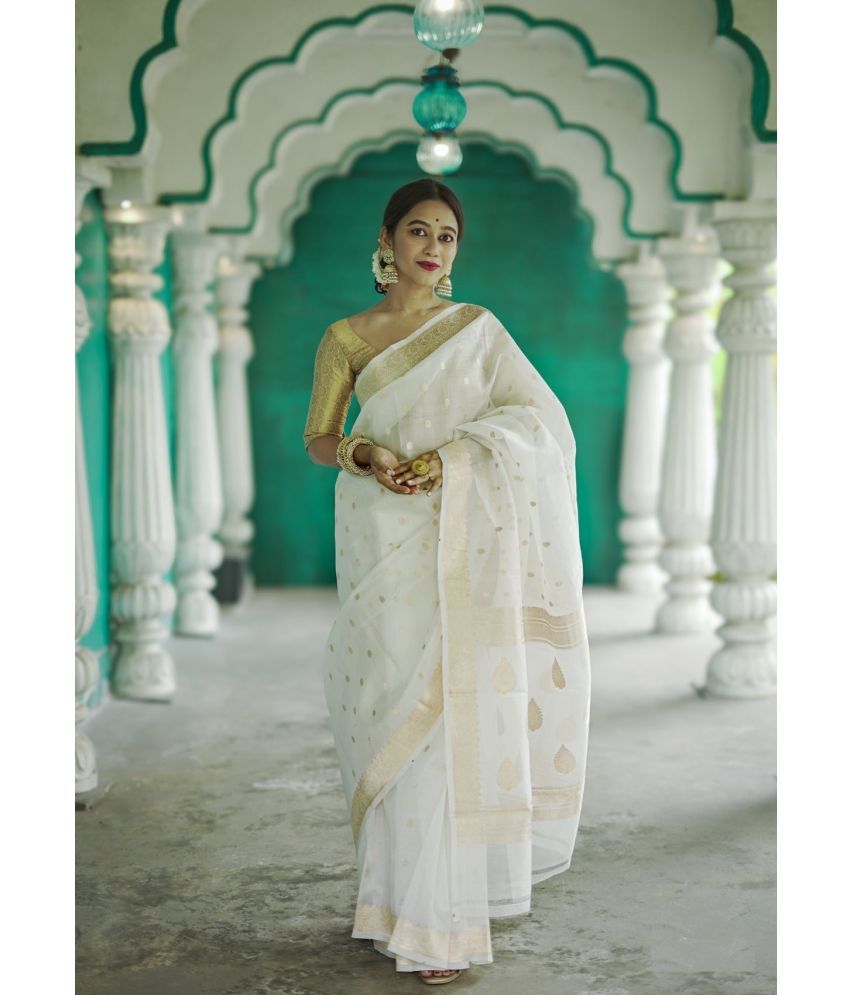     			KOMAL NX Pack of 1 Linen Woven Saree With Blouse Piece ( White )