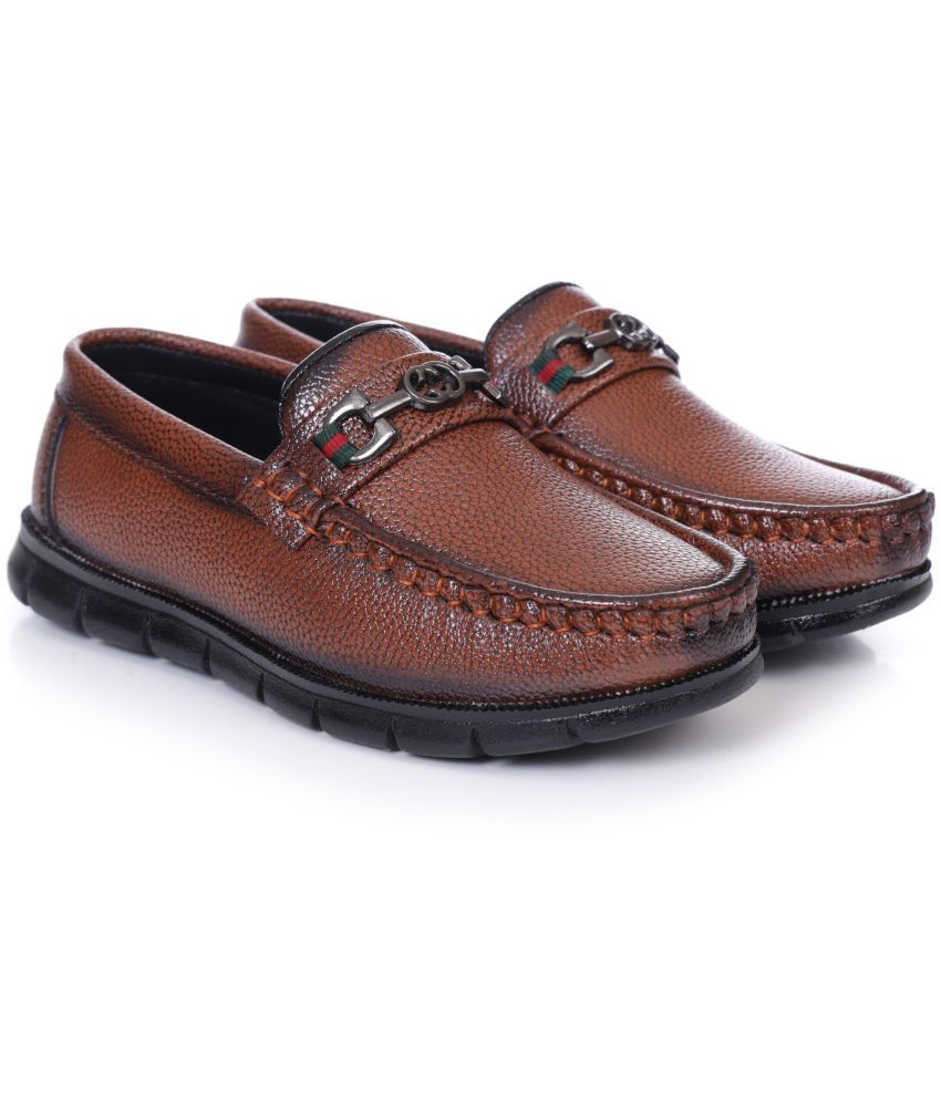     			ZOOMBIE - Brown Boy's Loafers ( 1 Pair )