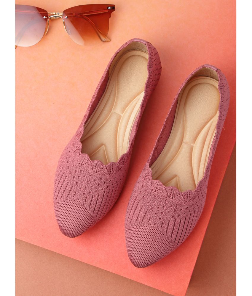     			Sneakersvilla Peach Women's Casual Ballerinas