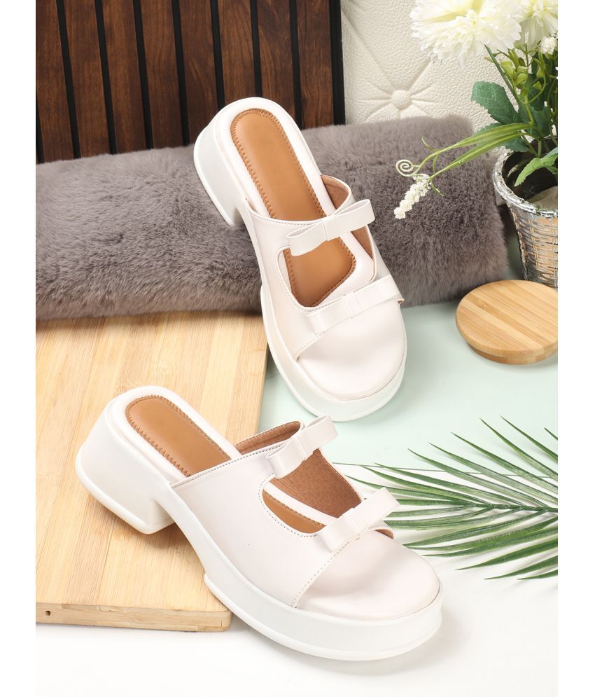     			Sneakersvilla White Women's Slip On Heels