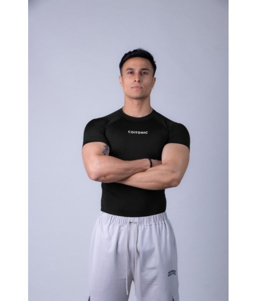     			Coitonic Black Polyester Slim Fit Men's Compression T-Shirt ( Pack of 1 )