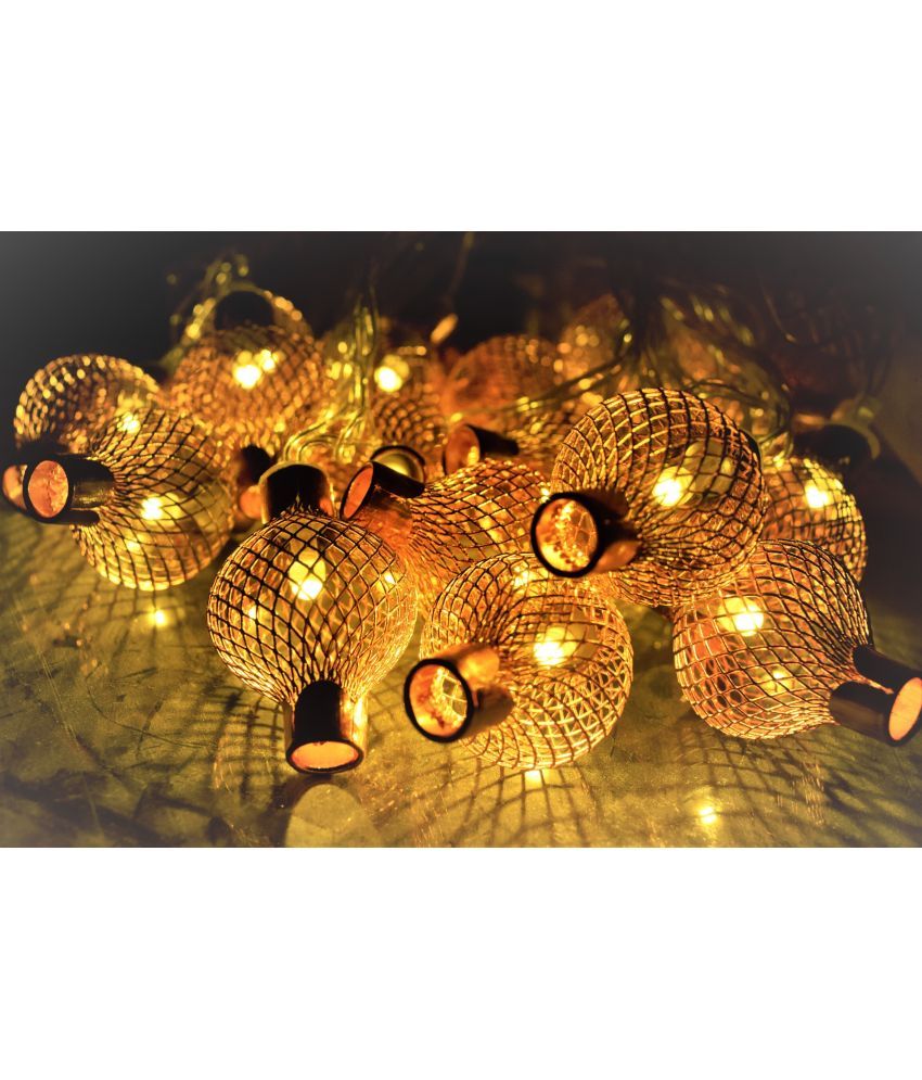     			HOME DELIGHT Gold 3Mtr String Light ( Pack of 1 )