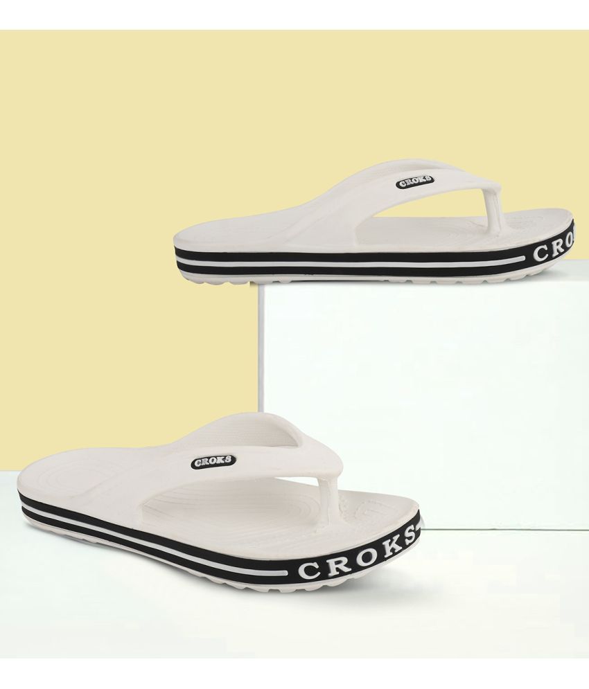     			Secritas White Men's Daily Slipper