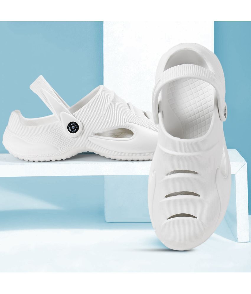     			TR - White Men's Clogs