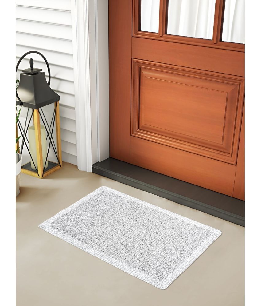     			FABINALIV Set of 1 Anti-skid Rubber Door Mat ( 60 X 40 cm ) White